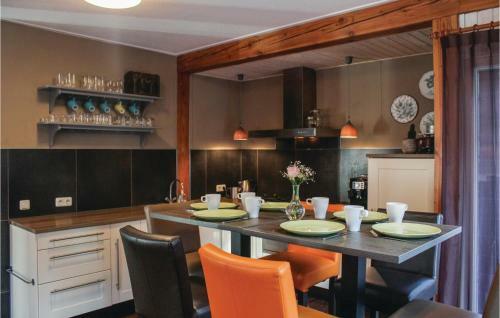 Eight-bedroom Holiday Home In Bruchterveld
