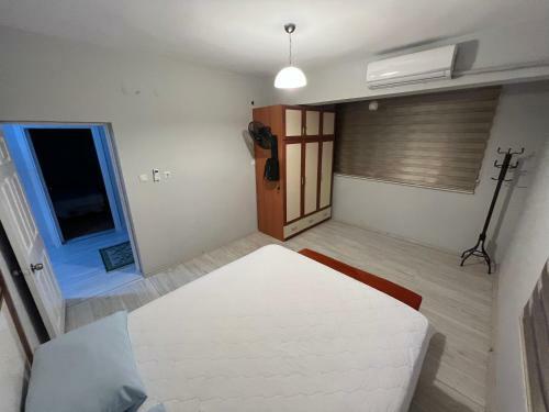 Private House With 1500 M2 Garden