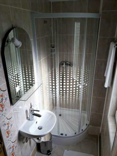 Hostal Pensiunea Aurelia