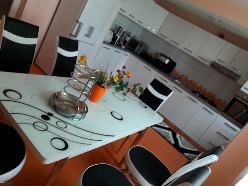 Hostal Pensiunea Aurelia