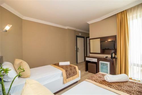 Avsar Hotel