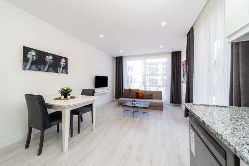 Apartamento Central Flat With Balcony In Muratpasa
