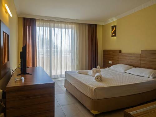 Ares Endam Beach Hotel