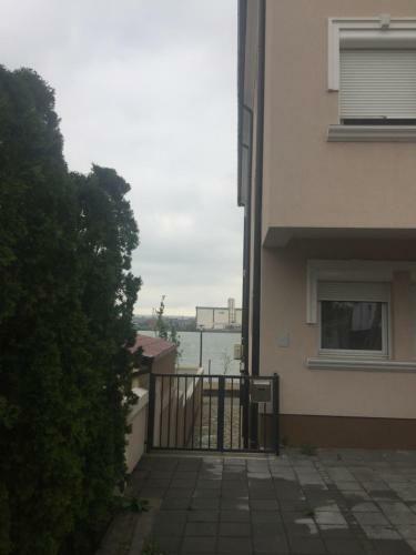 Danubiana Apartments 4