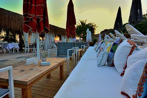 Moon Beach&hotel