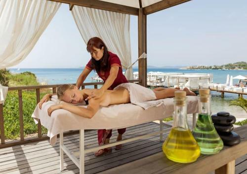 Thor Luxury Hotel Villas
