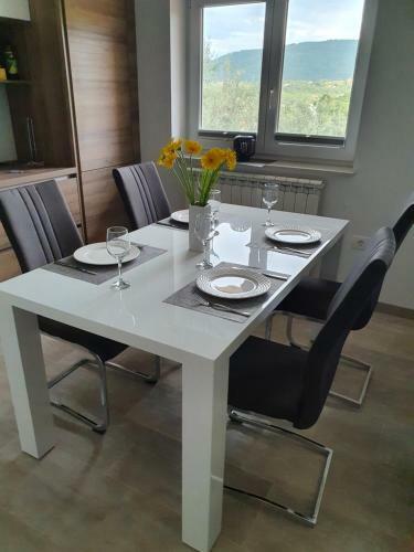 Apartma Maja, Mateja