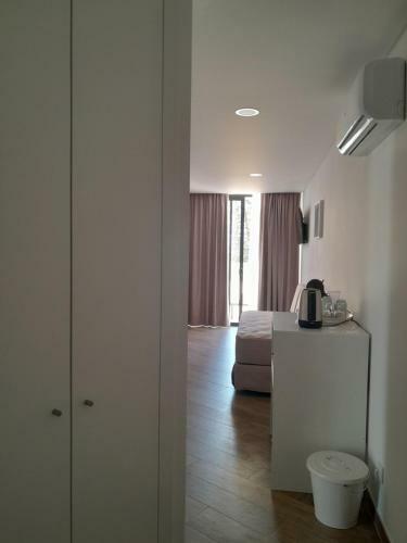 Hostal Algarpapa Rooms