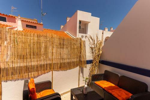 Charming 2-bed Apartment In Armacao De Pera