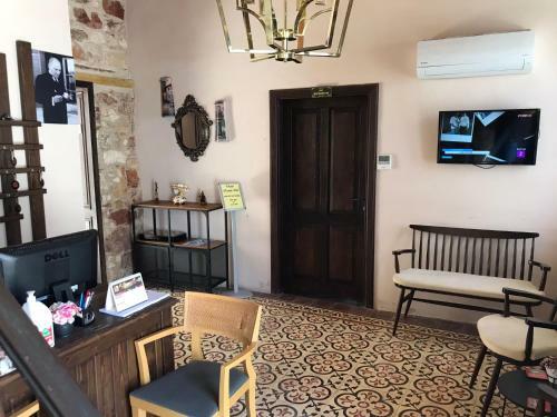 Hotel Dem?r Konak Otel