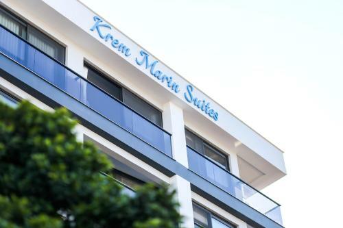 Apartamento Krem Marin Suites