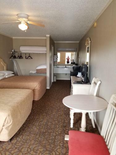 Hotel Francis Scott Key Family Resort