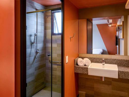 Hotel Ibis Budget Cambori� - Novo!