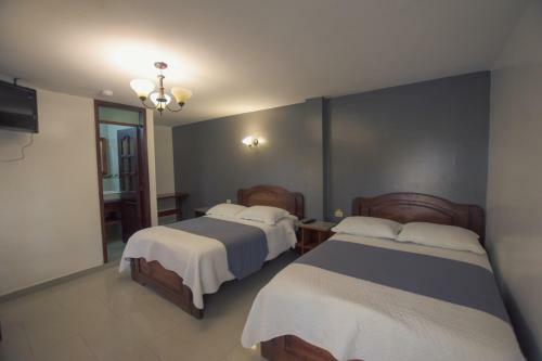 Hotel Hostal Kamelot