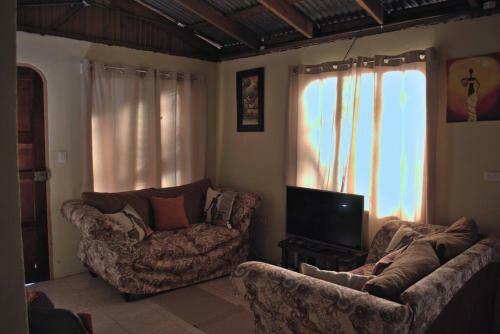 Casa Artolita 2br - Davy John