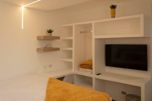 Silver Sun Apartment