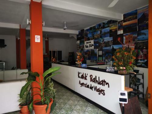 Hotel Hostal Tah Itza
