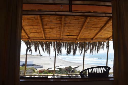 Albergue Lobitos Surf House
