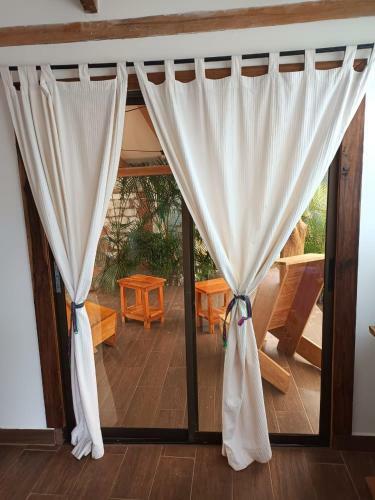 Hostal Caf� Madame