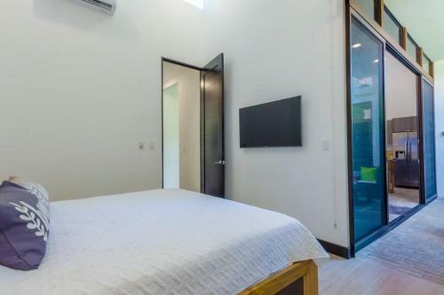Beachside Casa Yara - Beautiful Villa, Jaco Beach