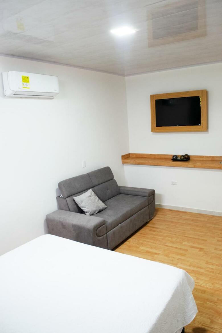 Cuca�a Hotel