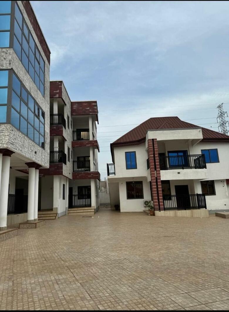 Baffour Apartments