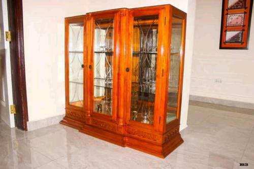 L S Apartment's