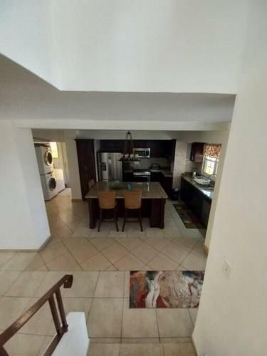 Beautiful 4 Bedroom House With Pool!