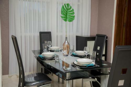 Luxury 2bedroom Apartment- Spintex