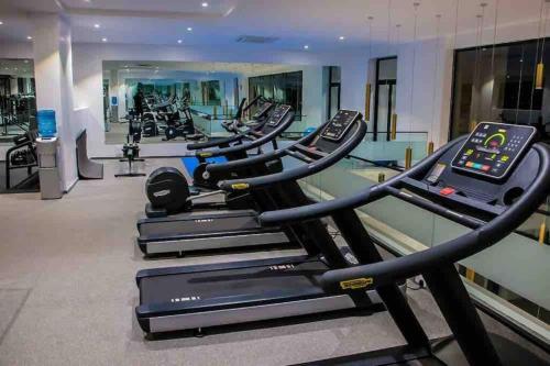 Exquisite Pool/courtyard View Studio Apartment ..
