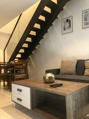 Apartamento Luxurious One Bed Duplex Cantoments