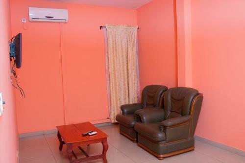 Apartamento Nezafi Specious Appart Lob�