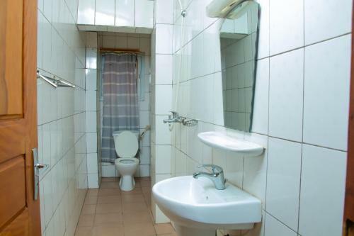 Apartamento Nezafi Specious Appart Lob�