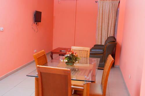 Apartamento Nezafi Specious Appart Lob�