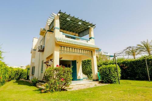 Charming Chalet In Mena 4