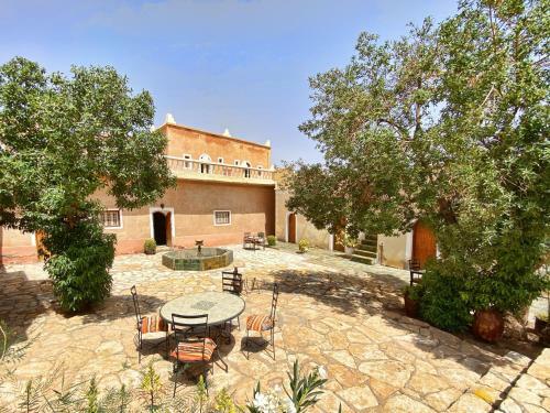 Hostal Guest House Defat Kasbah