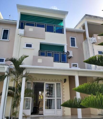 Apartamento Your Holiday Home
