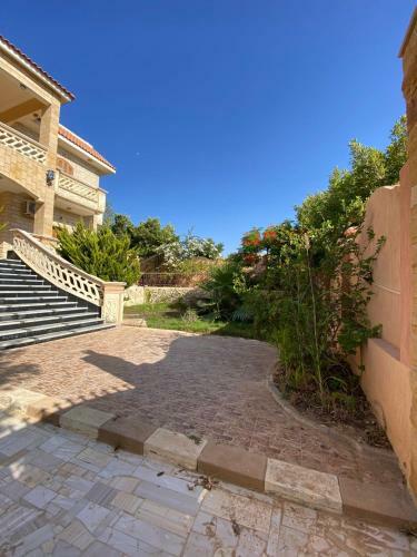Villa Queen M