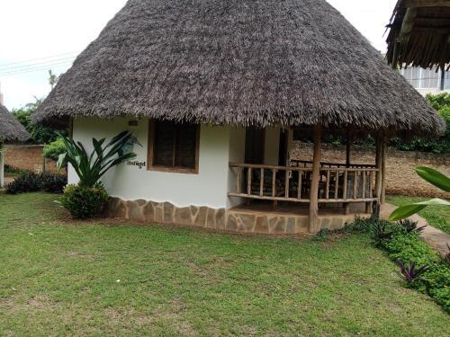 Apartamento Isfungel Cottage Its Ndege House Compound.