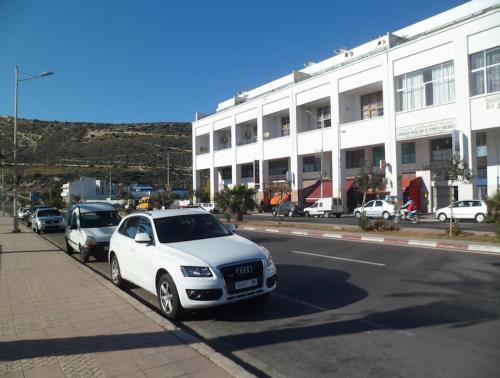 4 Bedrooms Luxurious Villa In Agadir Ref 1081