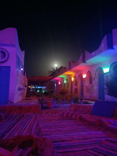 Hotel Blue Bird Village