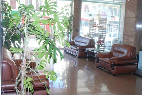 Evergreen Hotel