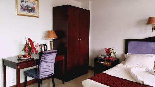Evergreen Hotel