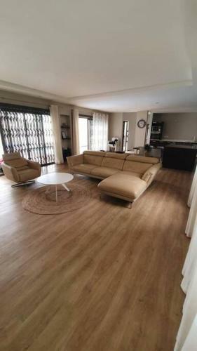 Cozy, Spacious Family Villa 5 Bedrooms
