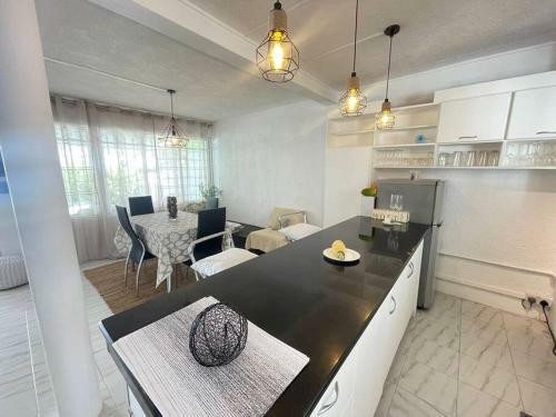 La Case Coco Cozy And Cheerful 3 Bedrooms Duplex