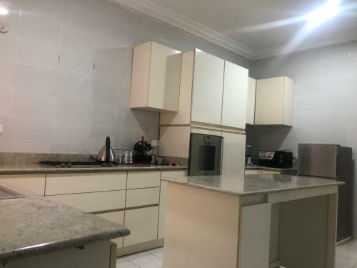 Bazahma Apartment