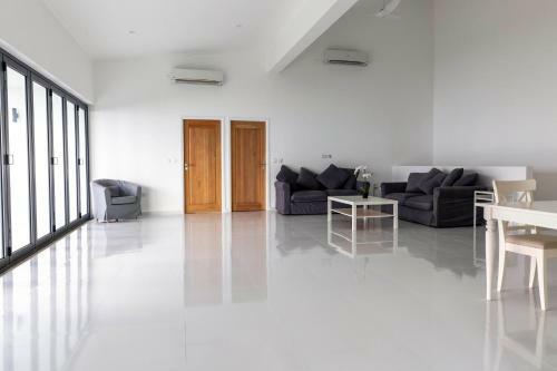 Paradise Heights Luxury Apartments & Villa