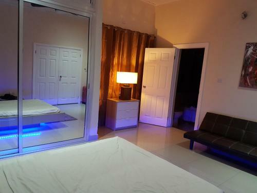 Portersville Private Lodge