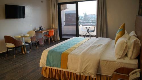 Centric Hotel