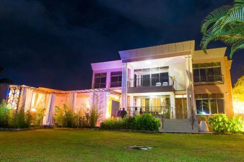 Bed & Breakfast Nzuki House